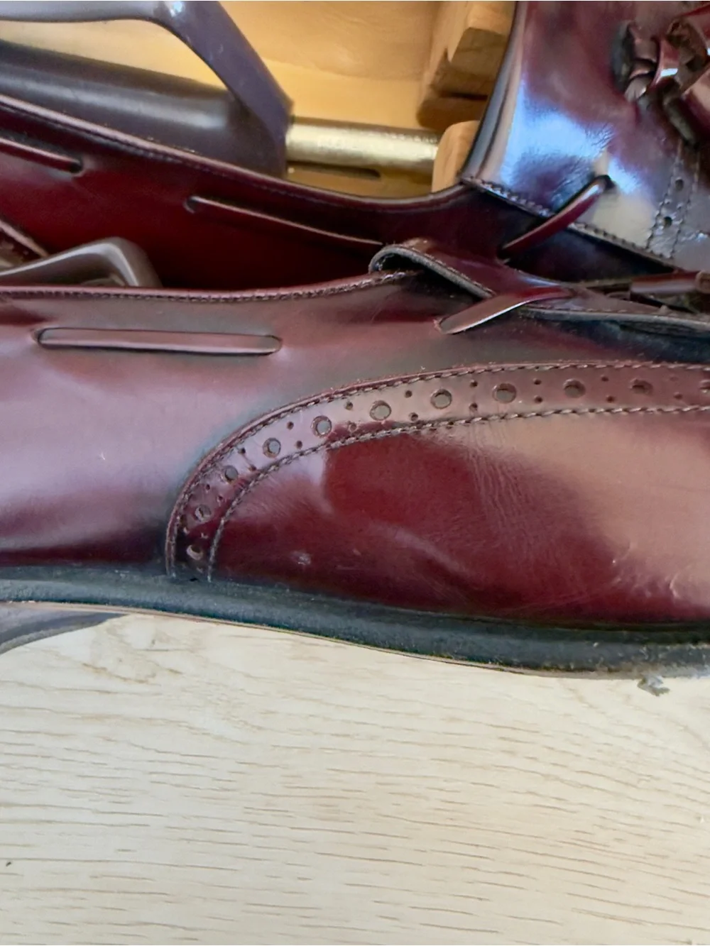 Salvatore Ferragamo Men's Dark Burgundy Tassel Loafers Lucas Bordeaux Size 8D